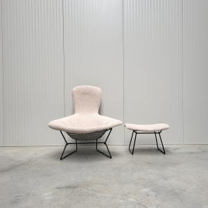 Harry Bertoia Bird Chair Ottoman Bouclé Knoll International Interior Aksel Aachen Design Classics Amsterdam Düsseldorf Paris London NY