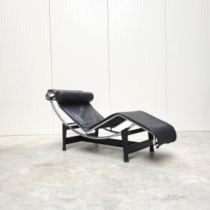 Cassina LC4 Chaise 1st edition 1965 Le Corbusier Vintage Interior Aksel Design Home Paris Project Office NYC Dubai Qatar London