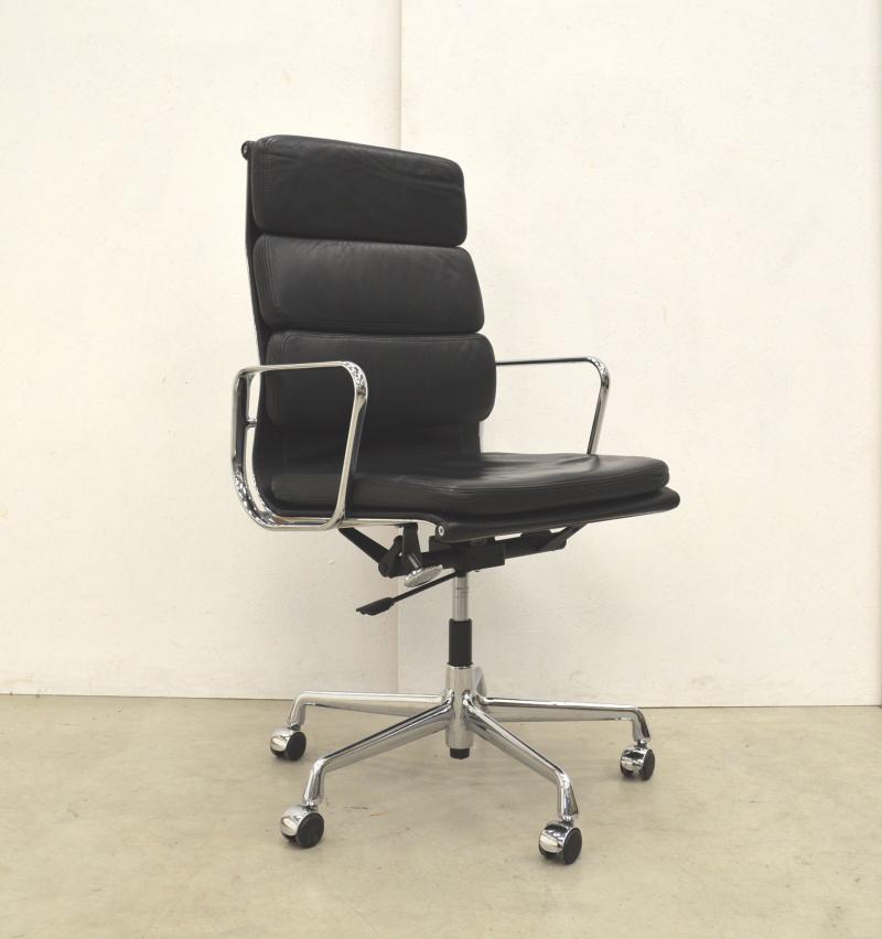 Interior Aksel Vitra EA219 Soft Pad Chair Bürostuhl Aachen Design