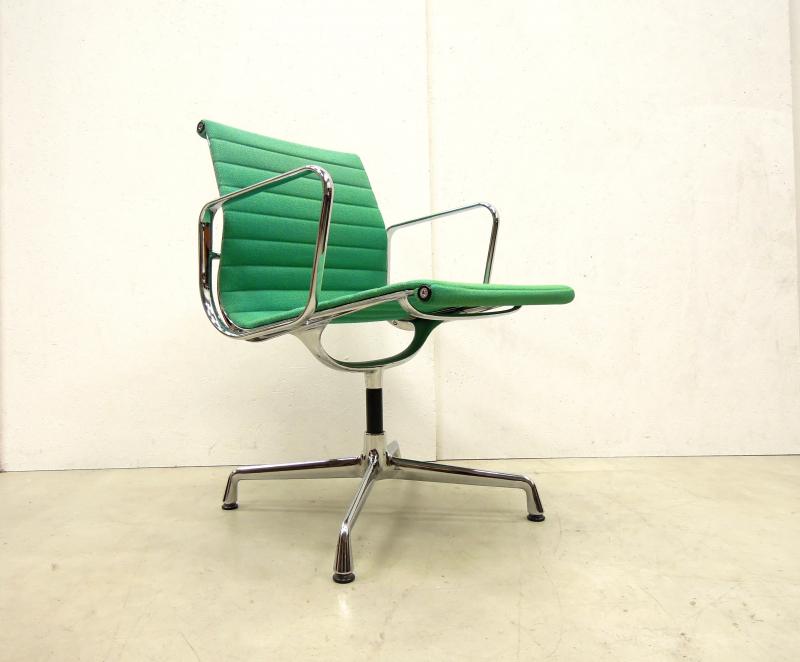 Vitra EA108 Alu Chair Multicolour Hopsak Eames Interior Aksel Aachen