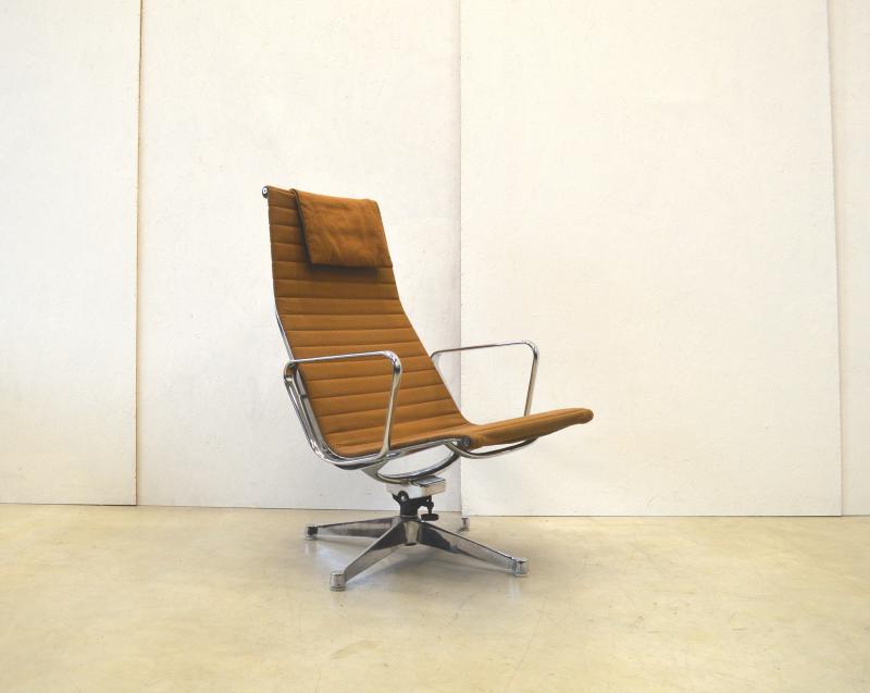 Herman Miller EA124 Lounge Chair Interior Aksel Aachen Collector Eames