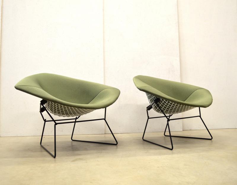 Harry Bertoia XL Diamond Chair Knoll Interior Aksel Aachen