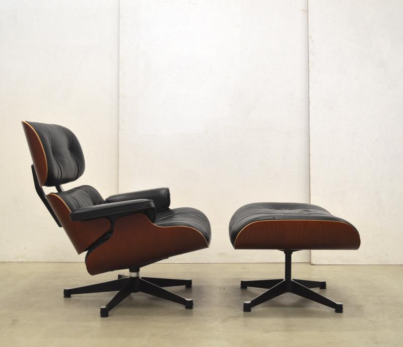 Vitra Eames Lounge Chair Cherry Wood Interior Aksel Aachen Worldwide Transport