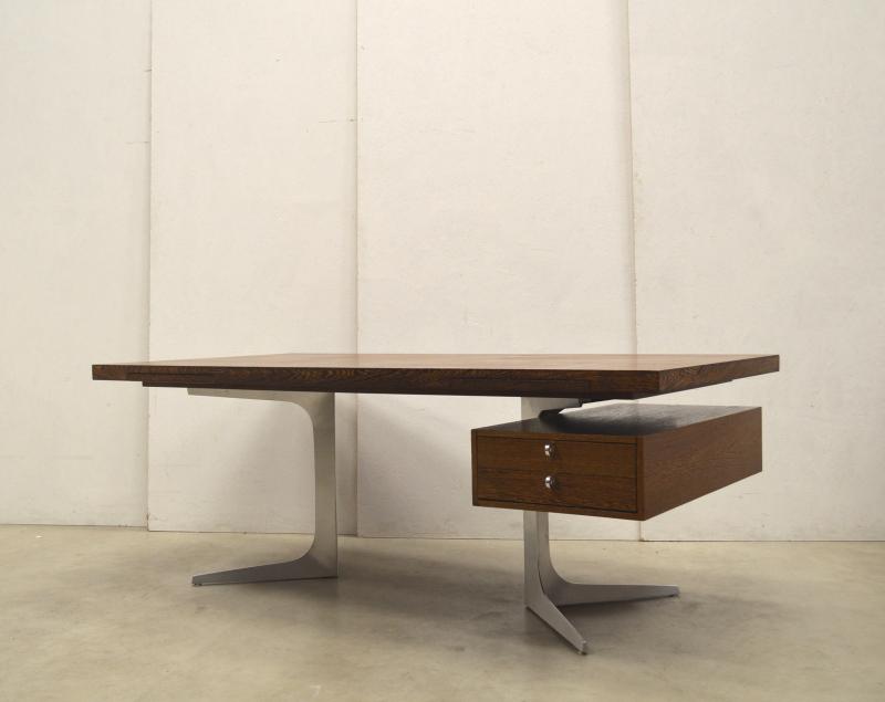 Herbert Hirche Executive Desk Schreibtisch Holzäpfel Design Interior Aksel Aachen Klassiker Ankauf Verkauf London Paris