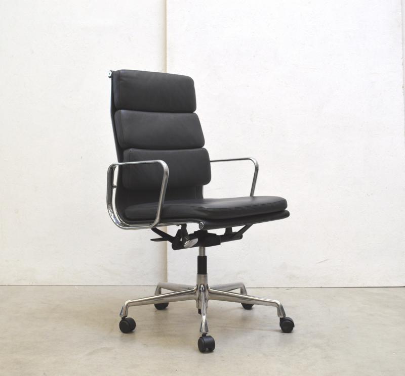 Vitra EA219 Soft Pad Office chair Bürostuhl Leder Interior Aksel Aachen Design Vintage Klassiker Paris Amsterdam London