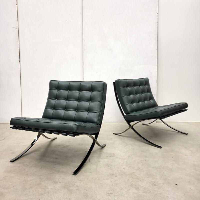 Barcelona Chair Bauhaus 100th anniversary edition Limited Knoll Interior Aksel Aachen Design Classics Buy Sell NY Amsterdam Paris London