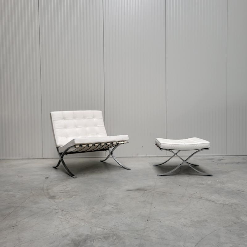 Barcelona Knoll Chair Limited edition 30th anniversary Knoll Interior Aksel Aachen Design Classics Vintage Collector NY London Paris Amsterdam